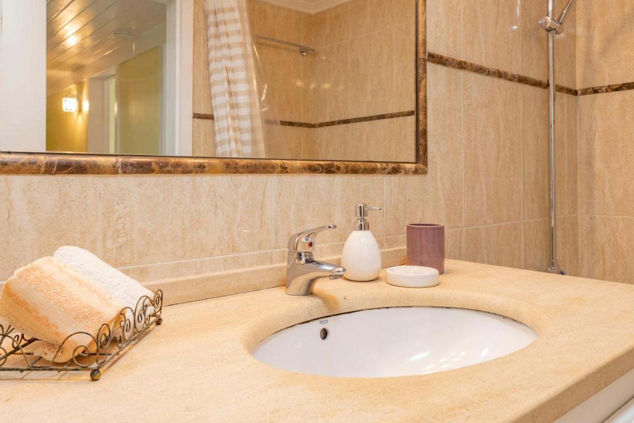 Cascais Sunshine Apartment By Lovelystay Bagian luar foto